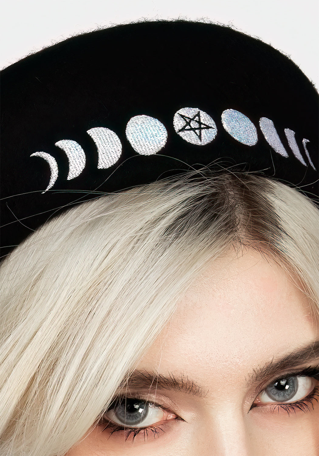 Lunar Embroidered Beret