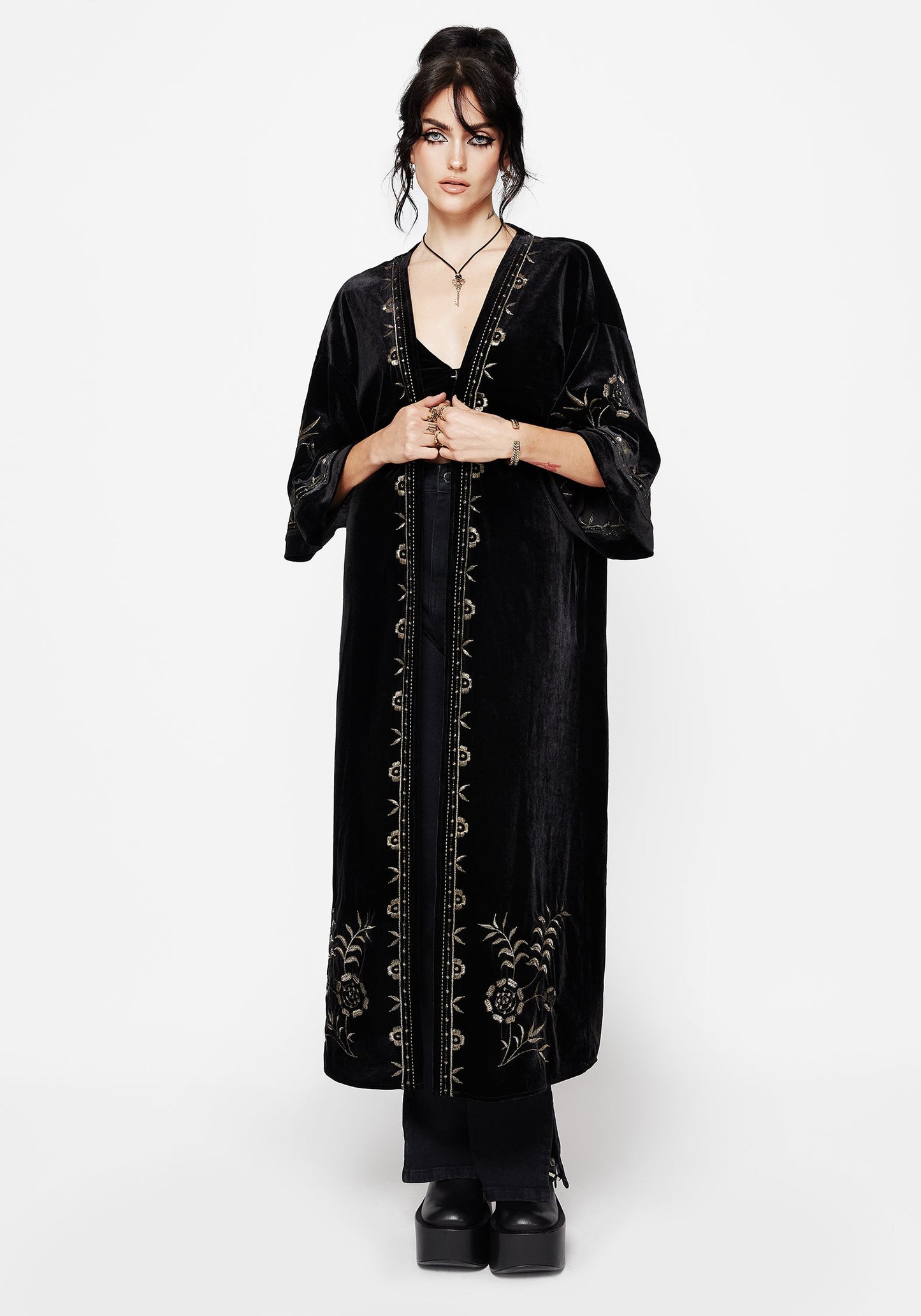 Kobra Velvet Snake Embroidered Longline Kimono