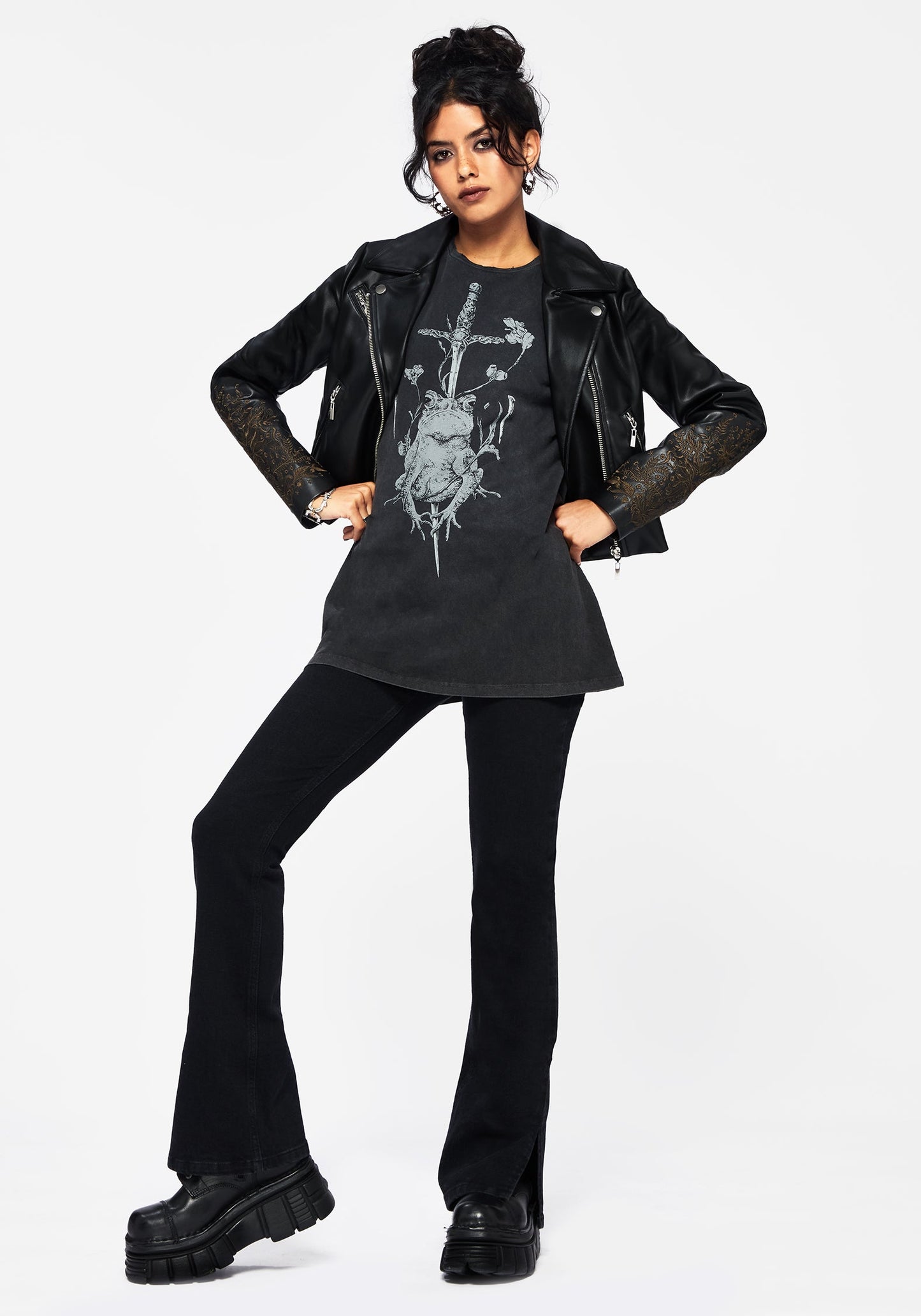 Anura Oversized Acid Wash Frog Graphic Print T-shirt