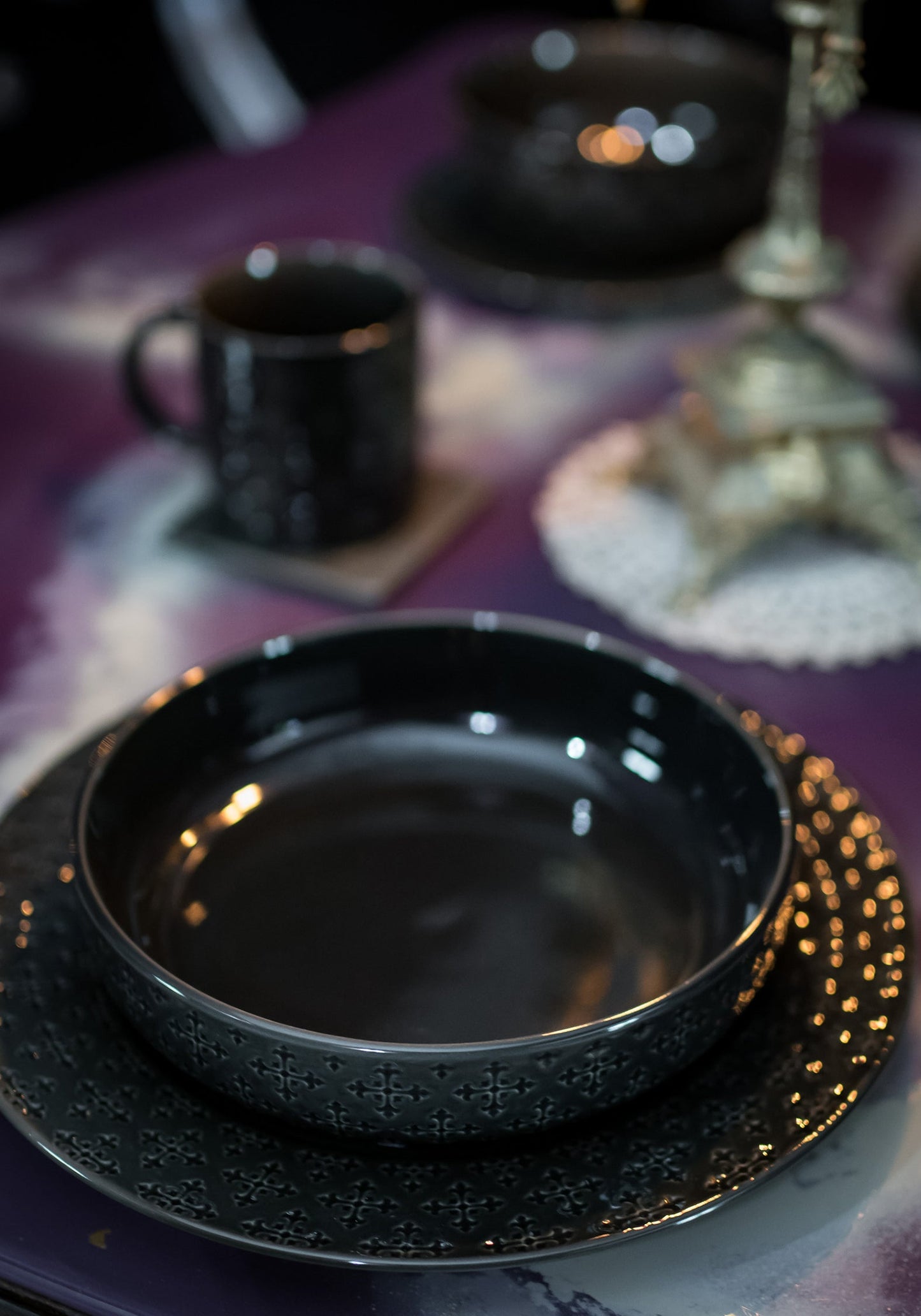 Crux Debossed Ombre Dinner Plate (4 Piece Set)