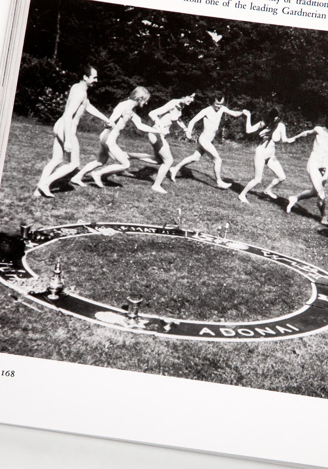 A New History of Witchcraft : Sorcerers, Heretics & Pagans