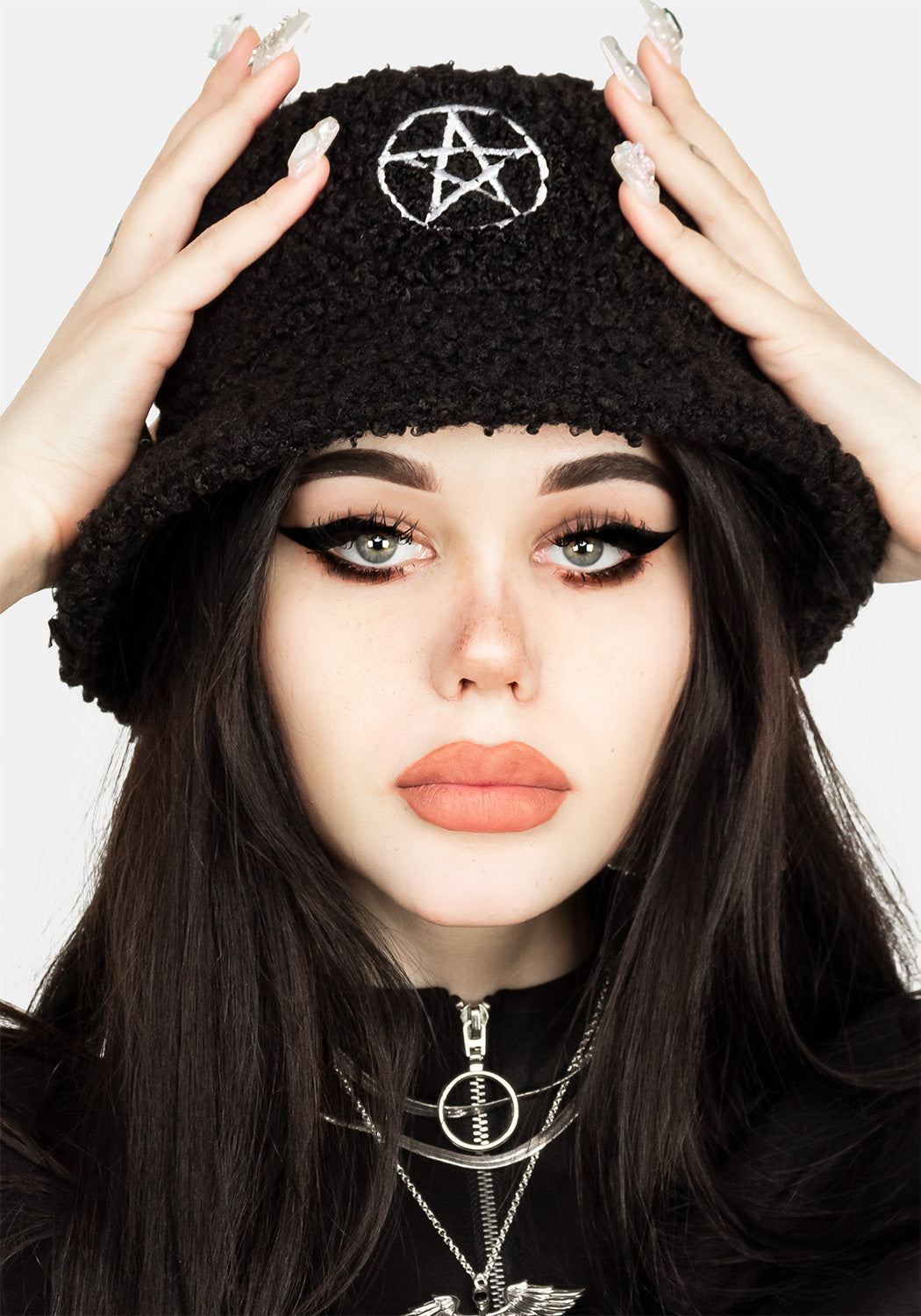 SNUGCRAFT BORG BUCKET HAT