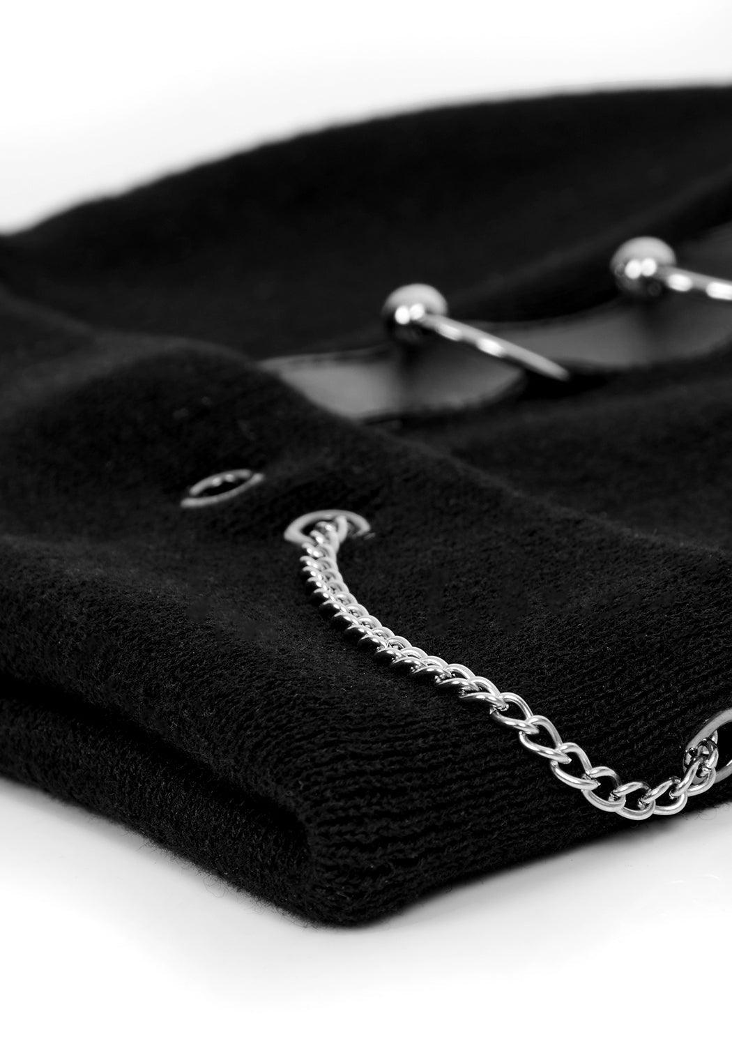 SABOTAGE 'PIERCED' BEANIE