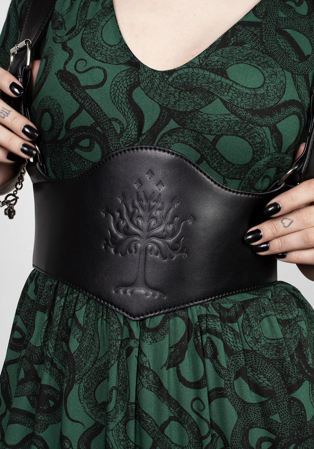 Nienna Choker Harness