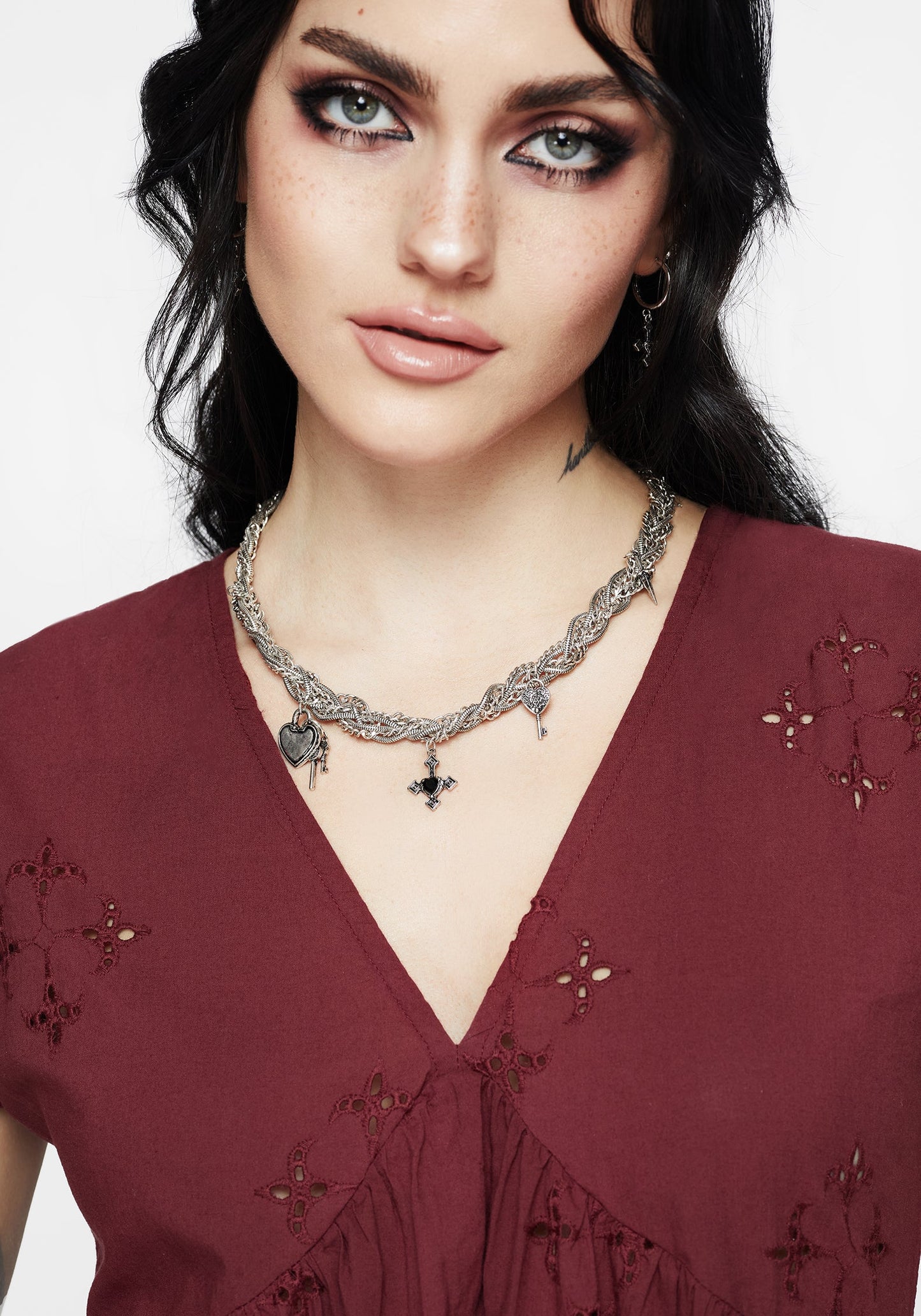 Eilir Twisted Vintage Charm Necklace