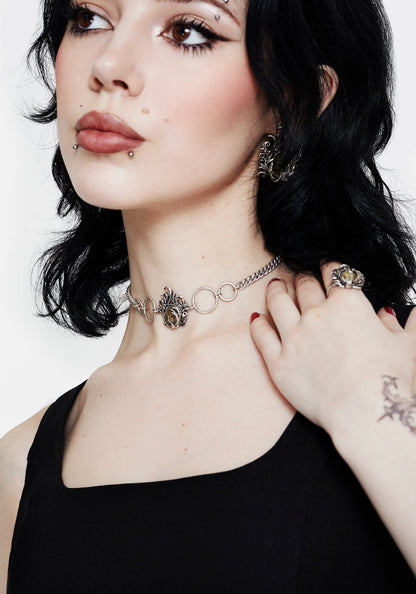 Marte Trapped Flower Choker