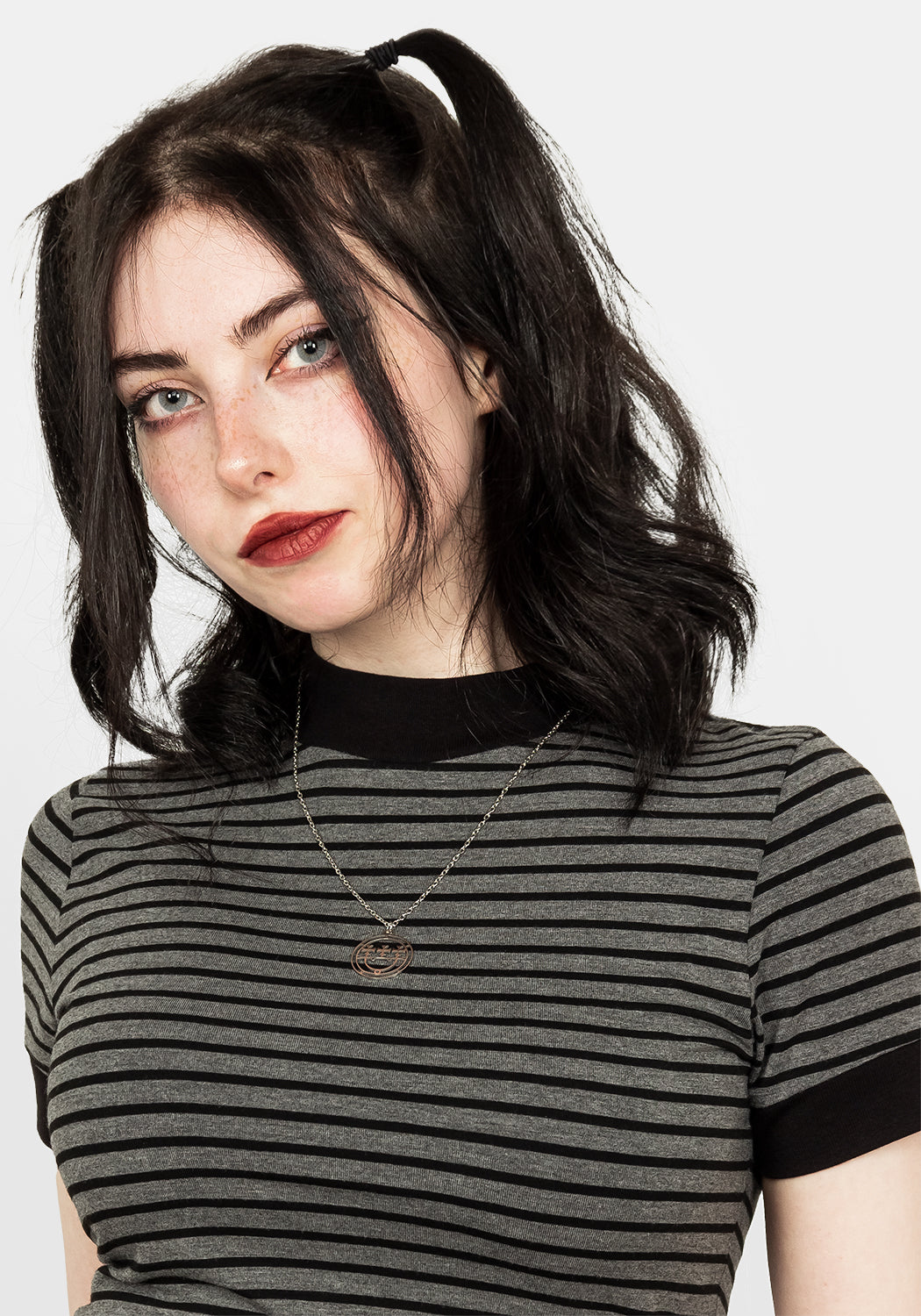 Moina Mock Neck Crop