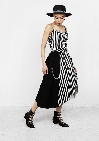 RUNE EMBROIDERY BOATER HAT