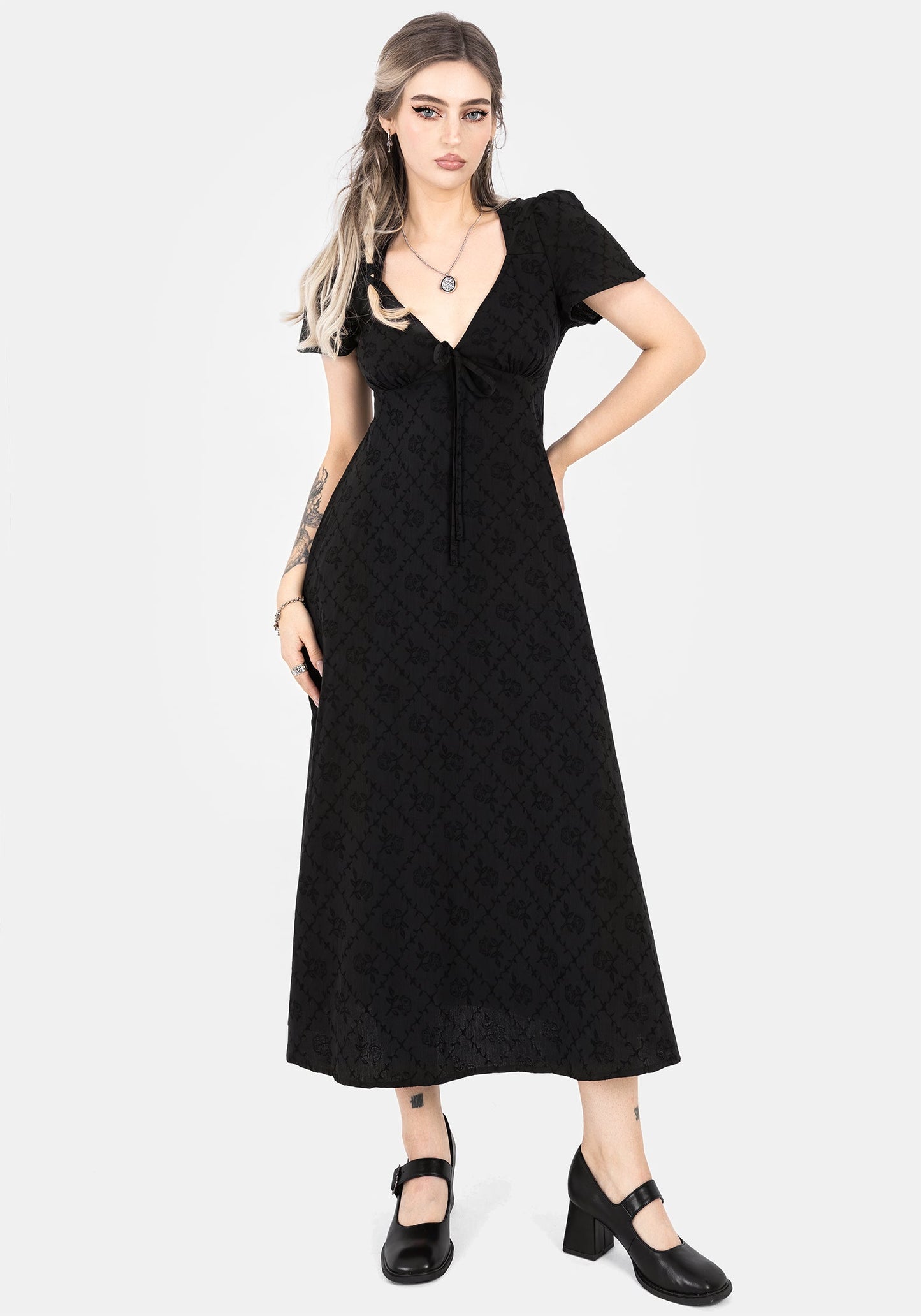 Polgara Floral Jacquard Midaxi Dress