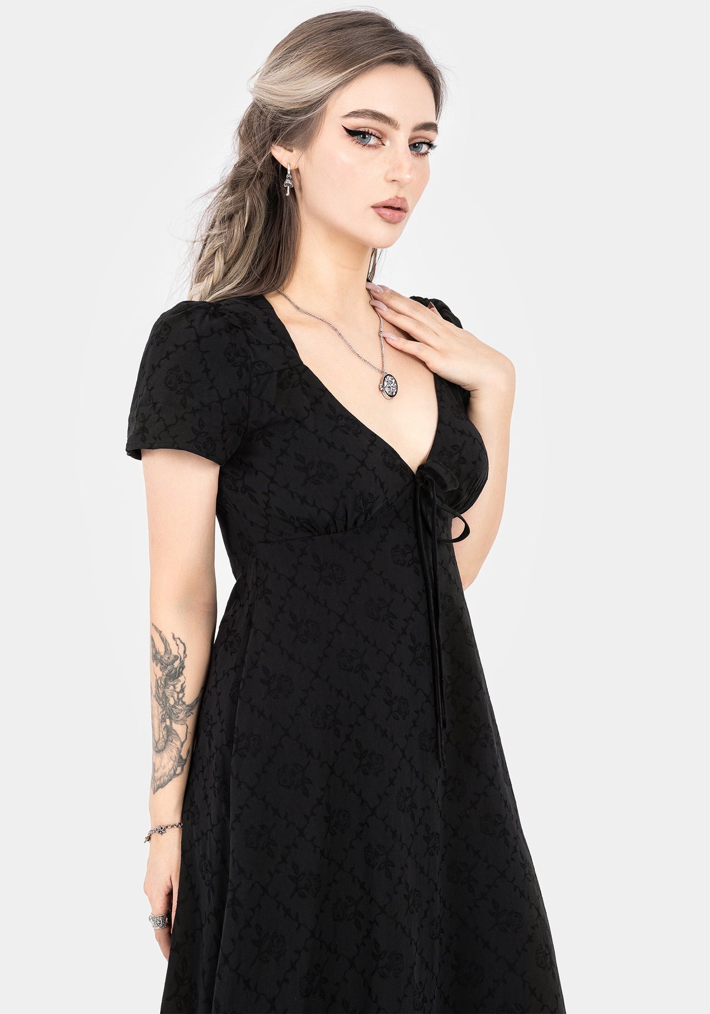 Polgara Floral Jacquard Midaxi Dress