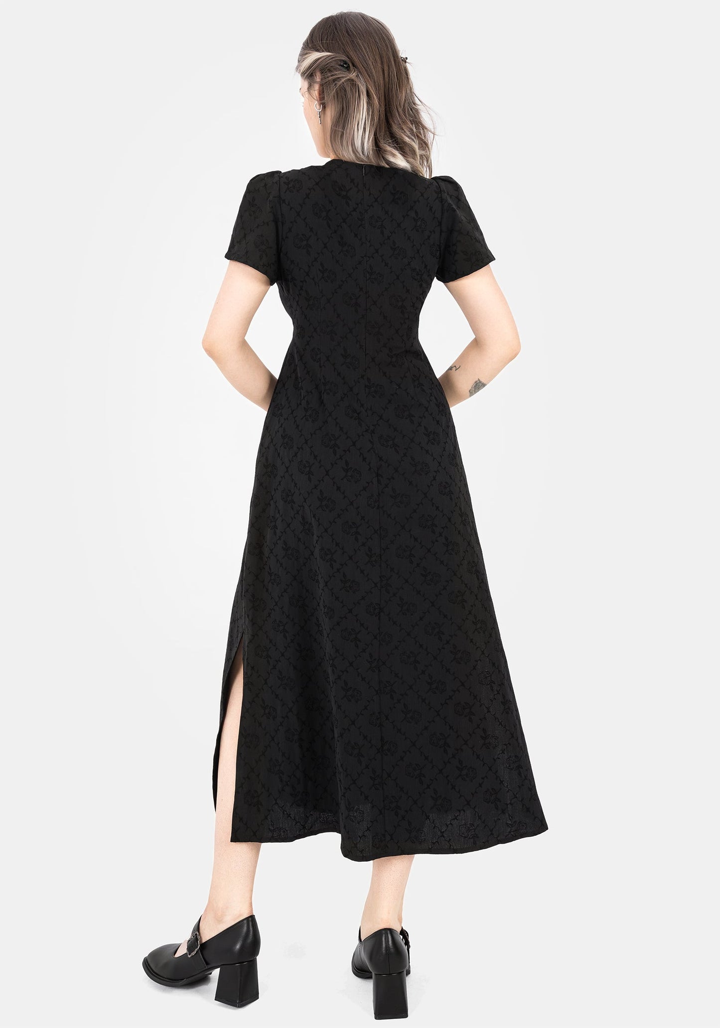 Polgara Floral Jacquard Midaxi Dress