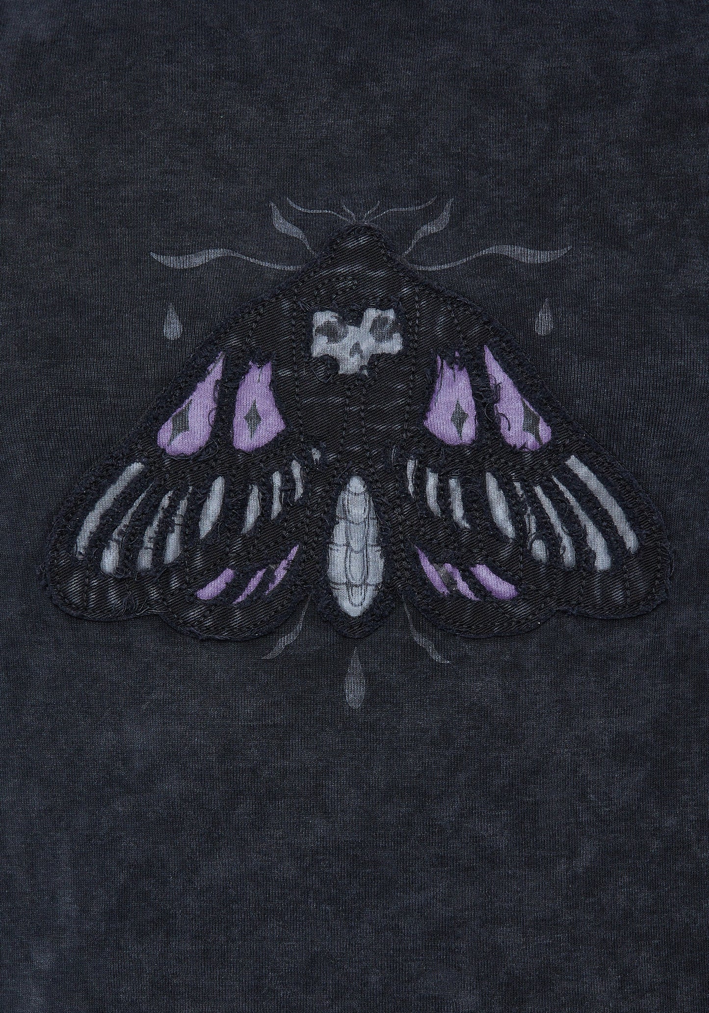 Summertime Cotton Moth Applique T-Shirt